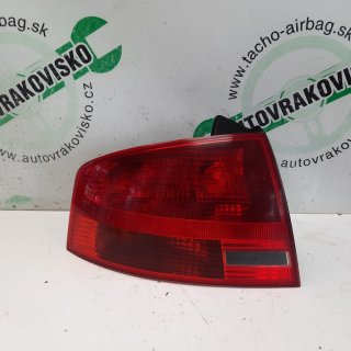 Zadné svetlo Audi A4 B7 sedan ľavé