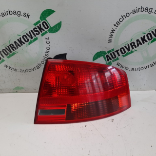 Zadné svetlo Audi A4 B7 sedan pravé