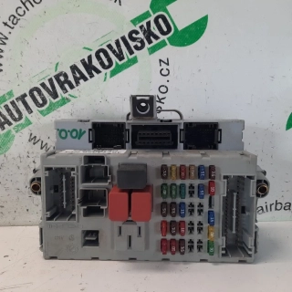 Poistková skrinka Fiat Punto 46774356