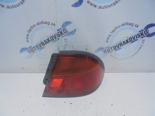 Zadné svetlo Mazda 323 PZ