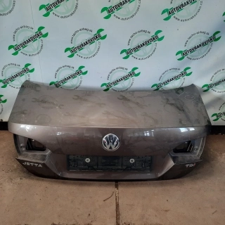 Kapota zadná Volkswagen Jetta IV
