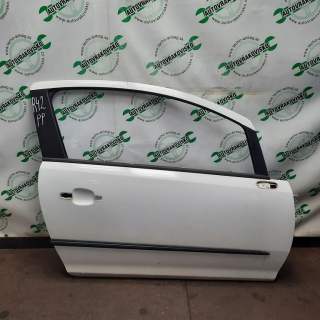 Dvere pravé predné Opel Corsa D 3-dverové