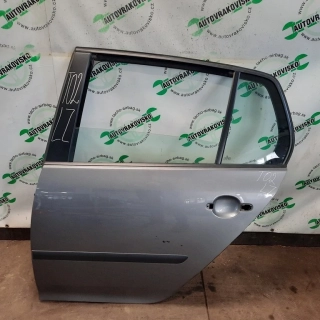 Lave zadné dvere Volkswagen Golf V HB