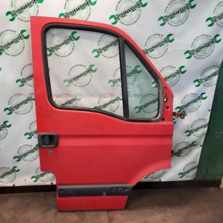 Pravé predné dvere Renault Master