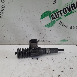 Vstrekovacia tryska Volkswagen Passat B6 2.0 TDI
