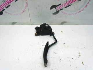 Akceleračný pedál Renault Clio III 8200297335