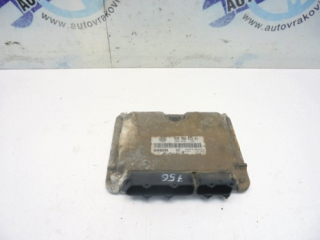 Riadiaca jednotka motora VW Polo 1.9 SDi 038906013AJ