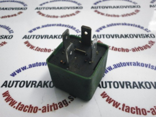 Relátko 03447012