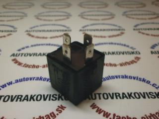 Relátko MB953381