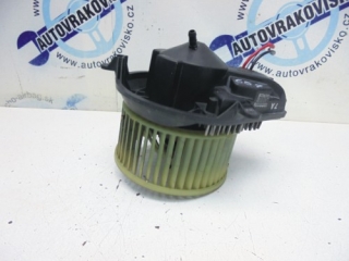 Motorček kúrenia Peugeot 306 740121233F