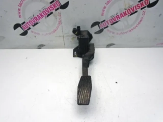 Akceleračný pedál Opel Corsa C 09129423