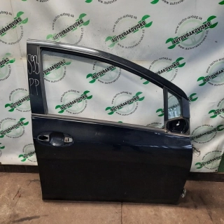 Pravé predné dvere Toyota Yaris