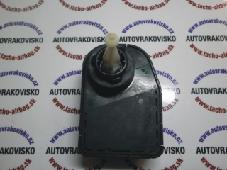 Motorček predného svetla Opel Omega B