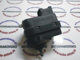 Motorček predného svetla Opel Vivaro Box (F7)