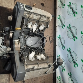 Motor Audi 100 2.6i ABC