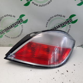Zadné svetlo Opel Astra H HB pravé
