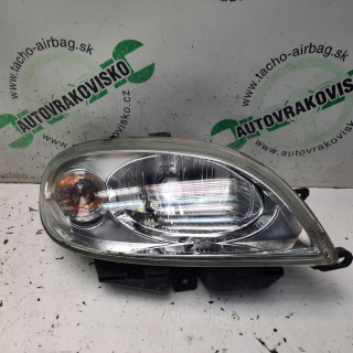 Predné svetlo Citroen Saxo pravé