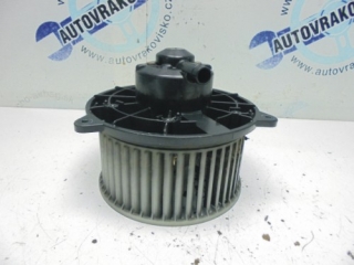 Motorček kúrenia Mazda 323 894000-0060