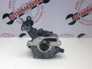 Vákuová pumpa Skoda Fabia 1.9 TDI 038145209M