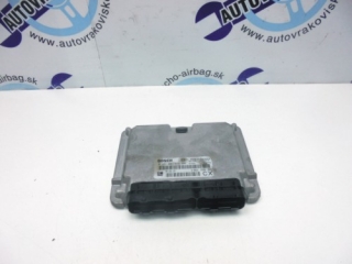 Riadiaca jednotka motora Opel Vectra B 2.0 DTI 0281001874