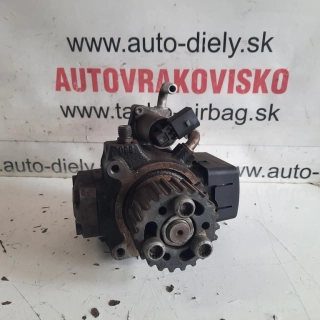 Vstrekovacie čerpadlo Volkswagen Passat B7 1.6 TDI 03L130755H