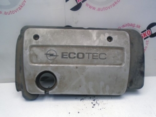 Kryt motora Opel Vectra B 1.6 16V
