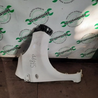 Blatník pravý predný Peugeot 107