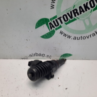 Vstrekovacia tryska Audi A6 1.9 TDI 045130073T