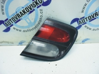 Zadné svetlo Nissan Almera N15 PZ