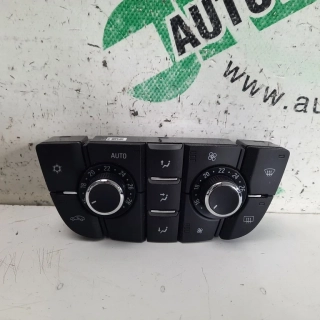 Ovládač kúrenia Opel Astra J 13360105