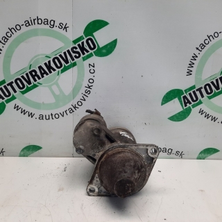 Štartér Opel Astra H 55556130