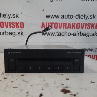 Autorádio CD menič Volkswagen Passat B6 3C0035110A