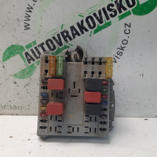 Poistková skrinka Fiat Punto II 46766765