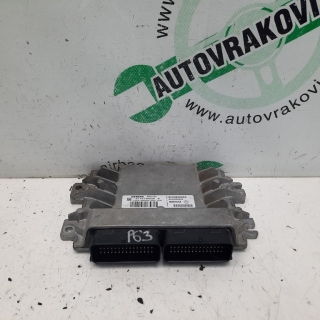Riadiaca jednotka motora Dacia Sandero 1.6 S110140025A