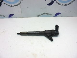 Vstrekovacia tryska Suzuki Swift III 1.3 DDiS 0445110316