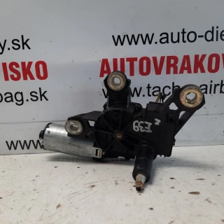 Motorček stieračov zadný Volkswagen Polo 9N 404726
