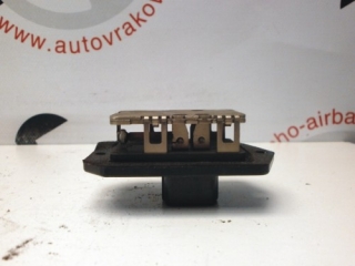 Odpor kúrenia Toyota Yaris 2U301