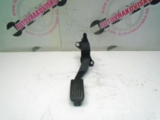 Akceleračný pedál Toyota Yaris 77110-0D010