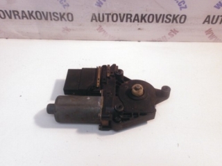 Sťahovanie okna Skoda Octavia 101317-100