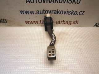 Akceleračný pedál Peugeot 307 CC 2.0i