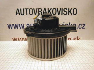 Motorček kúrenia Mazda 2 894000-0222
