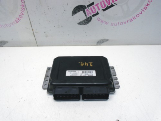 Riadiaca jednotka motora Renault Thalia 1.4 S110138000C