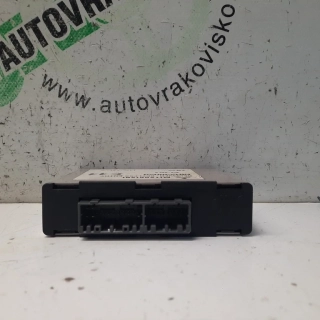 Riadiaca jednotka Mitsubishi Carisma MR238029