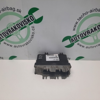 Riadiaca jednotka motora Skoda Felicia 1.6 032906030AG