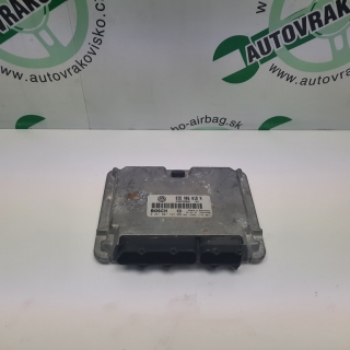 Riadiaca jednotka motora Volkswagen Passat 1.9 Tdi 0281001727