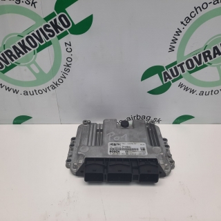 Riadiaca jednotka motora Mazda 3 1.6 HDI 0281015963