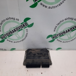 Riadiaca jednotka motora Toyota Yaris 1.33 VVTi 89661-0DB01