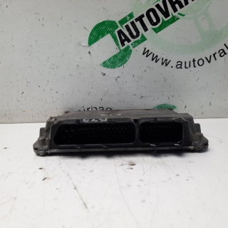 Riadiaca jednotka motora Škoda Fabia II HB 1.2 HTTP 03E906023B