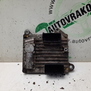 Riadiaca jednotka motora Opel Signum 2.2 55351342