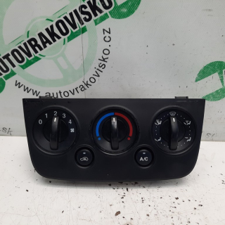 Ovládač kúrenia Ford Fiesta 18D451-B